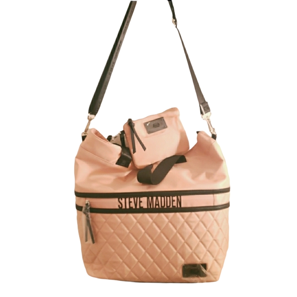 NWT. Steve Madden quilt stitched overnight 2 in 1 bag. Cross body. Blush pink.